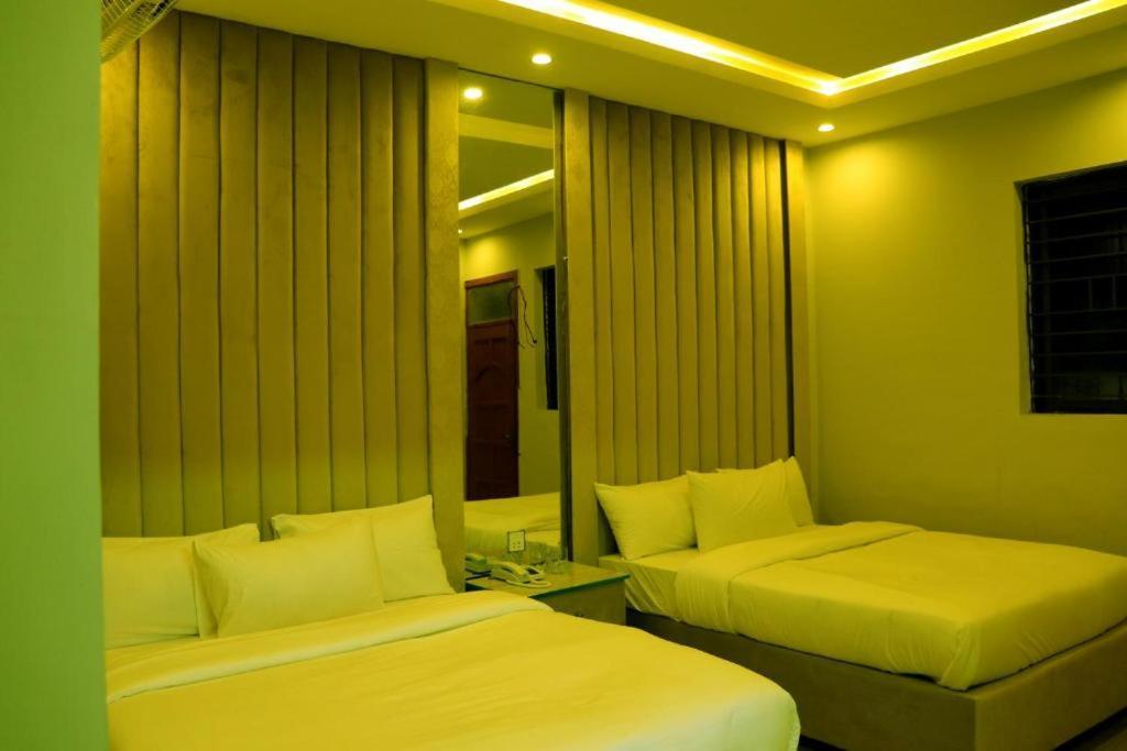 Thomas Guest House Islamabad Esterno foto